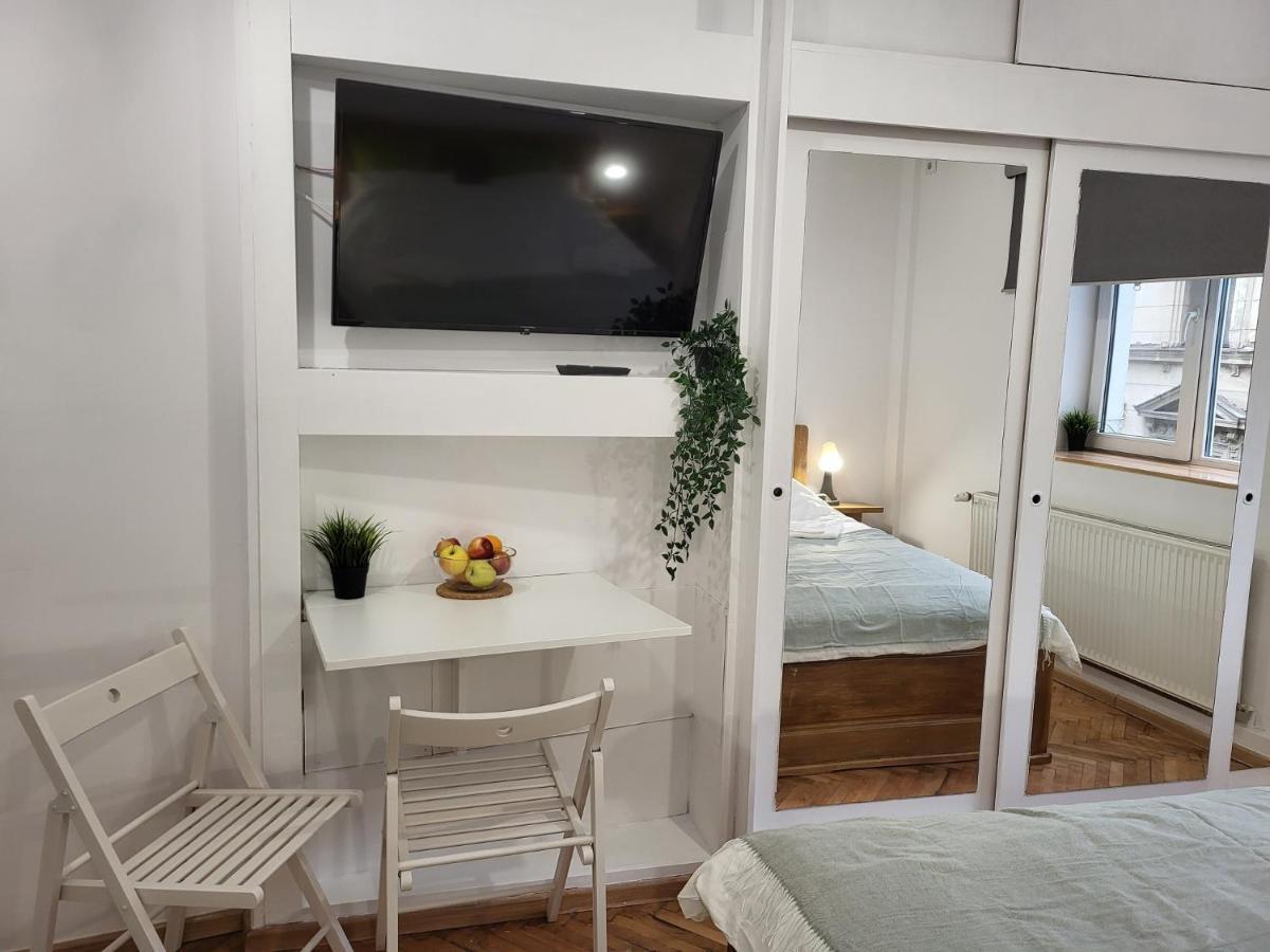 Cozy Old Town Apartments - Lipscani Bucarest Extérieur photo